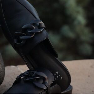 BRAND NEW Black Elegant Loafers